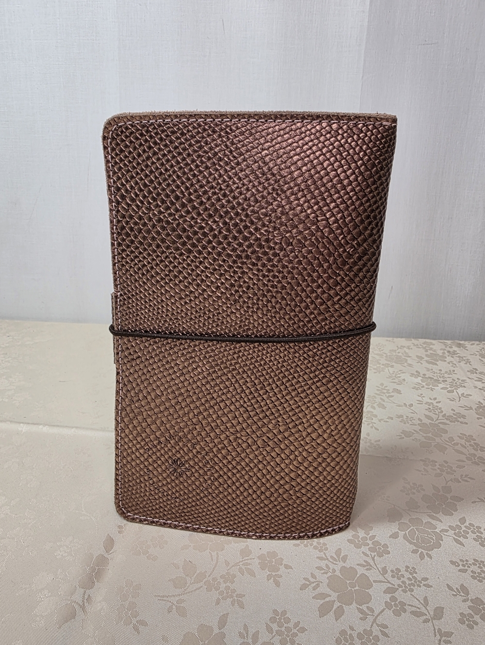 Planner Perfect Leather Traveler's Notebook Cover - Metallic Bronze Snakeskin Em - Picture 2 of 11